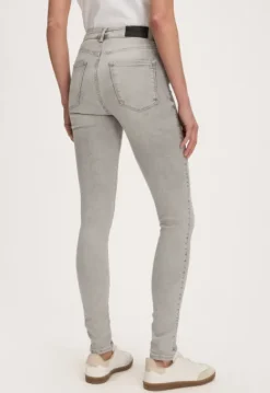 Slim | Jeans*Silvercreek Celsi Super Skinny Jeans